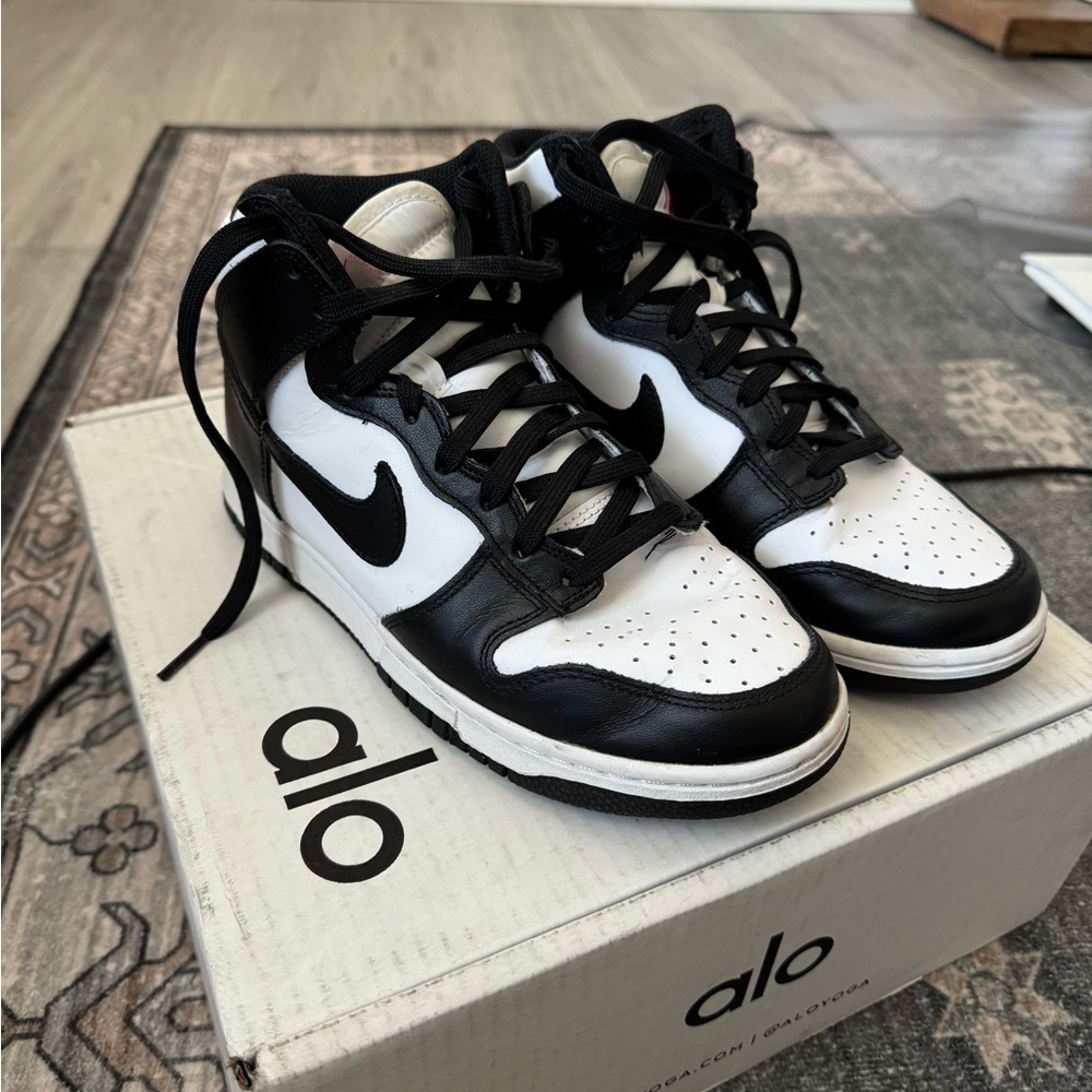 Nike High Top Dunks